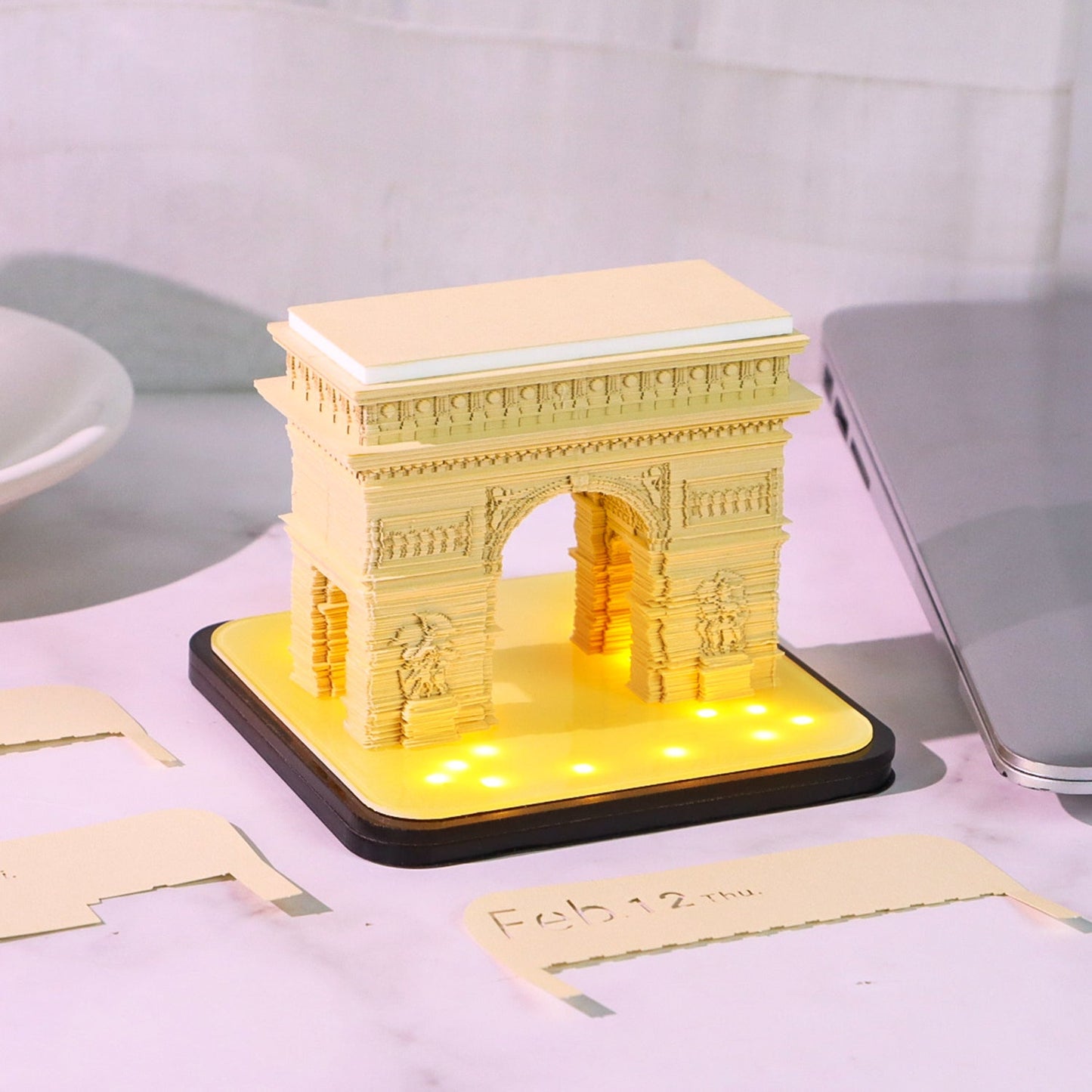 Arc de Triomphe (Avec Lumière et Calendrier 2026)